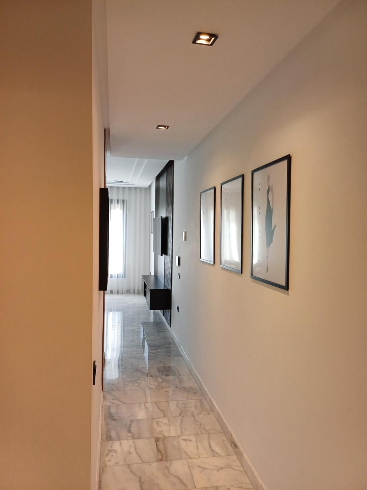 Standing Racine 42 Apartment